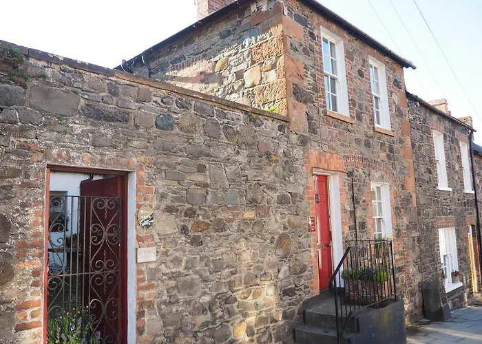 No.33 Coach House