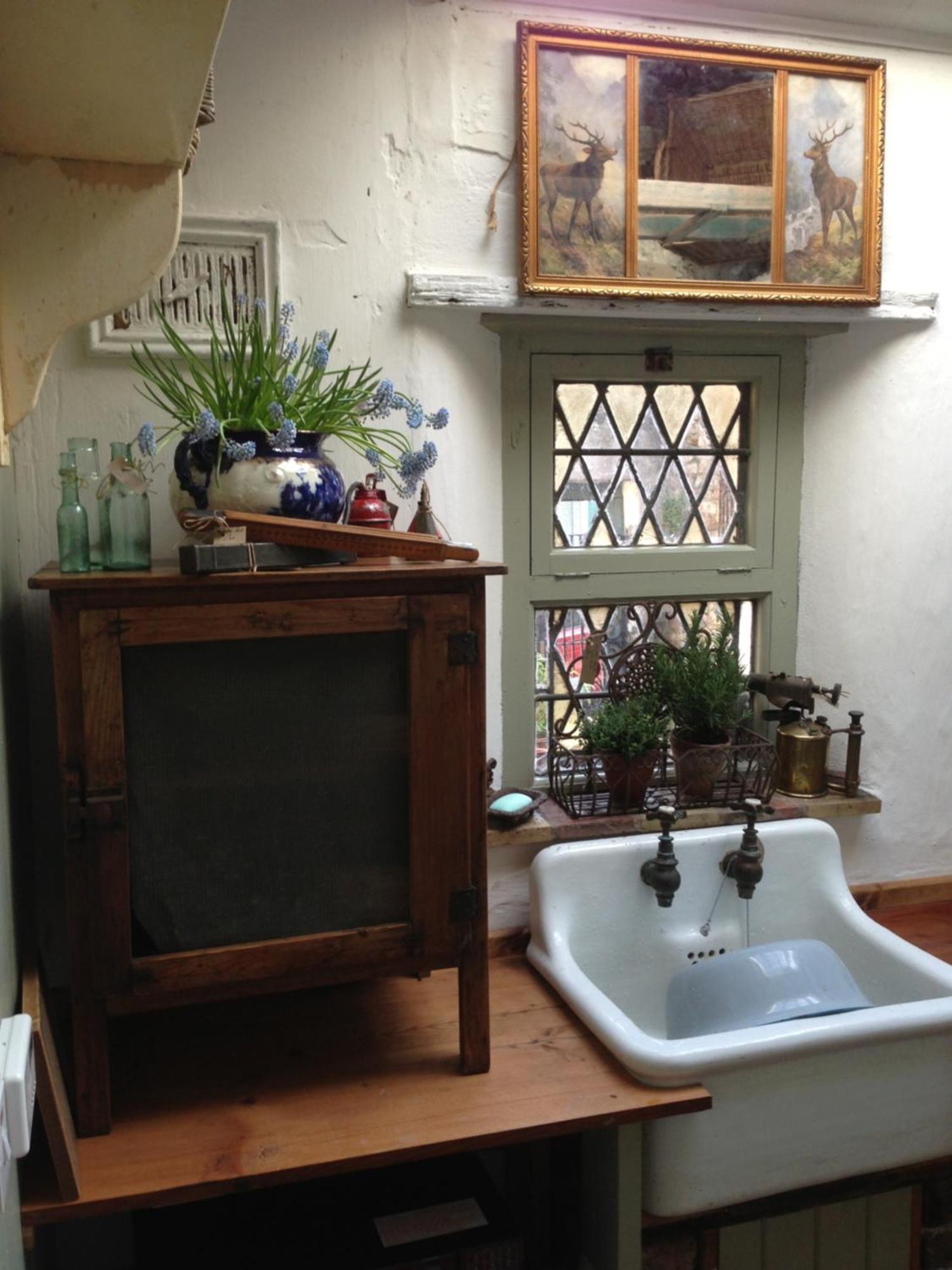 No.33 Coach House Hillsborough