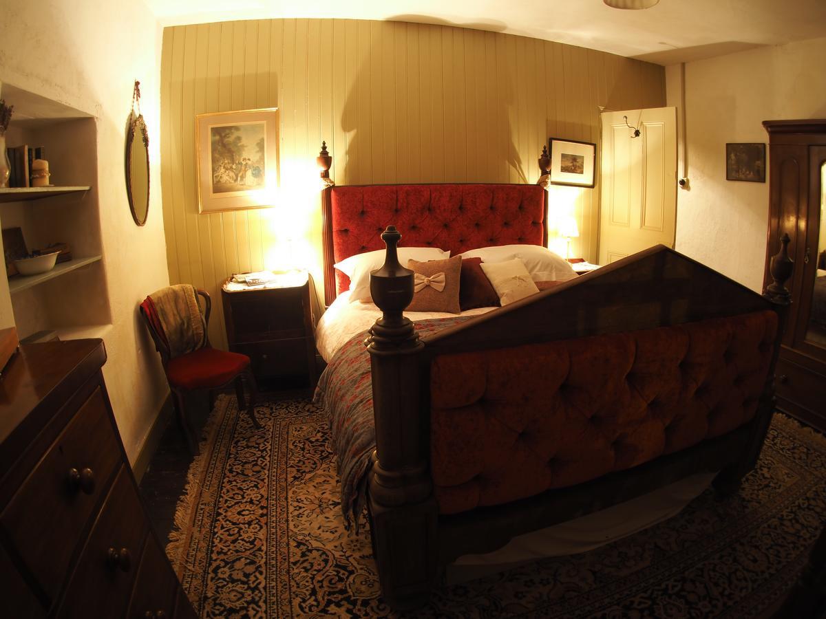 No.33 Coach House Hillsborough