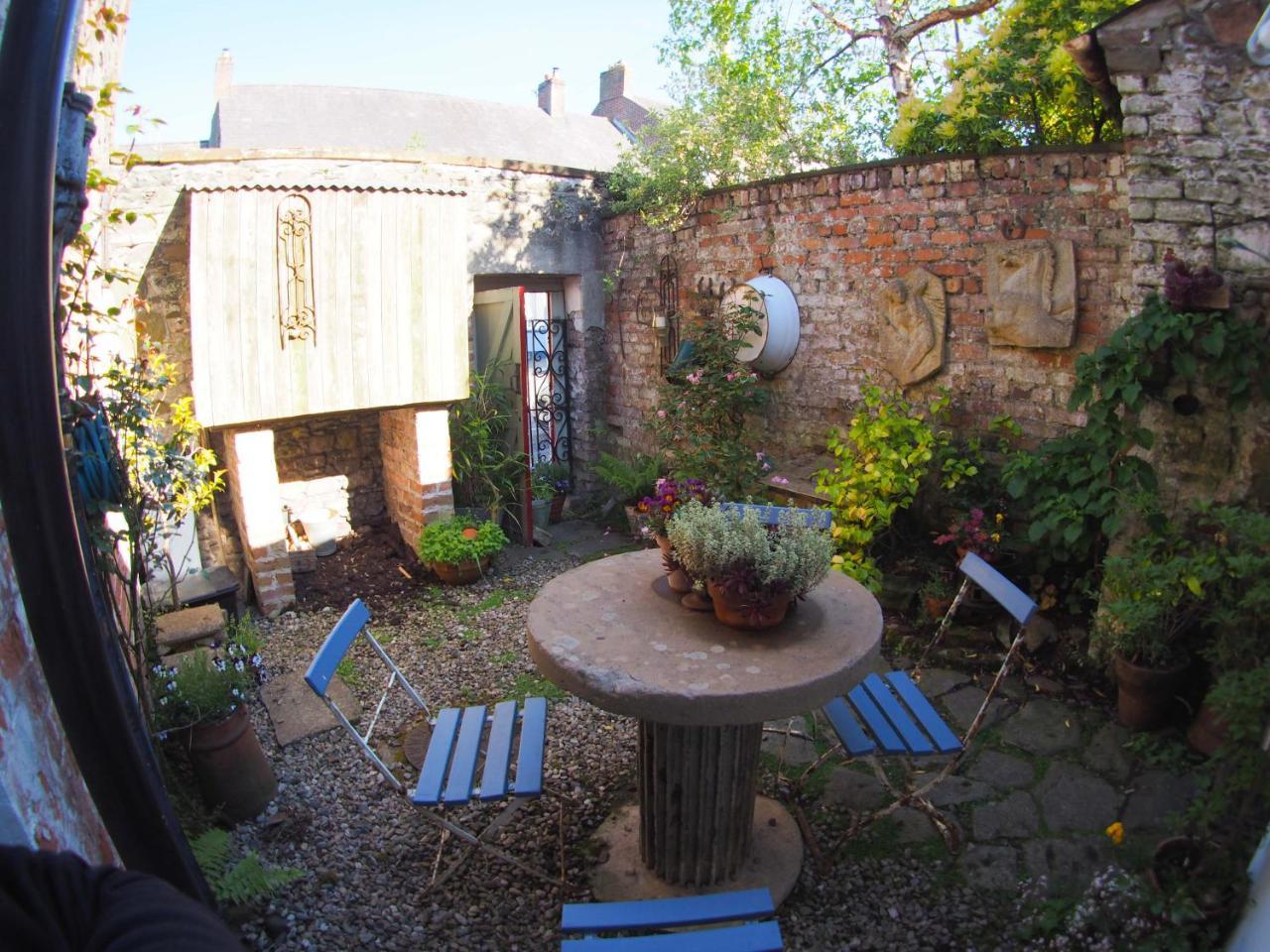 No.33 Coach House